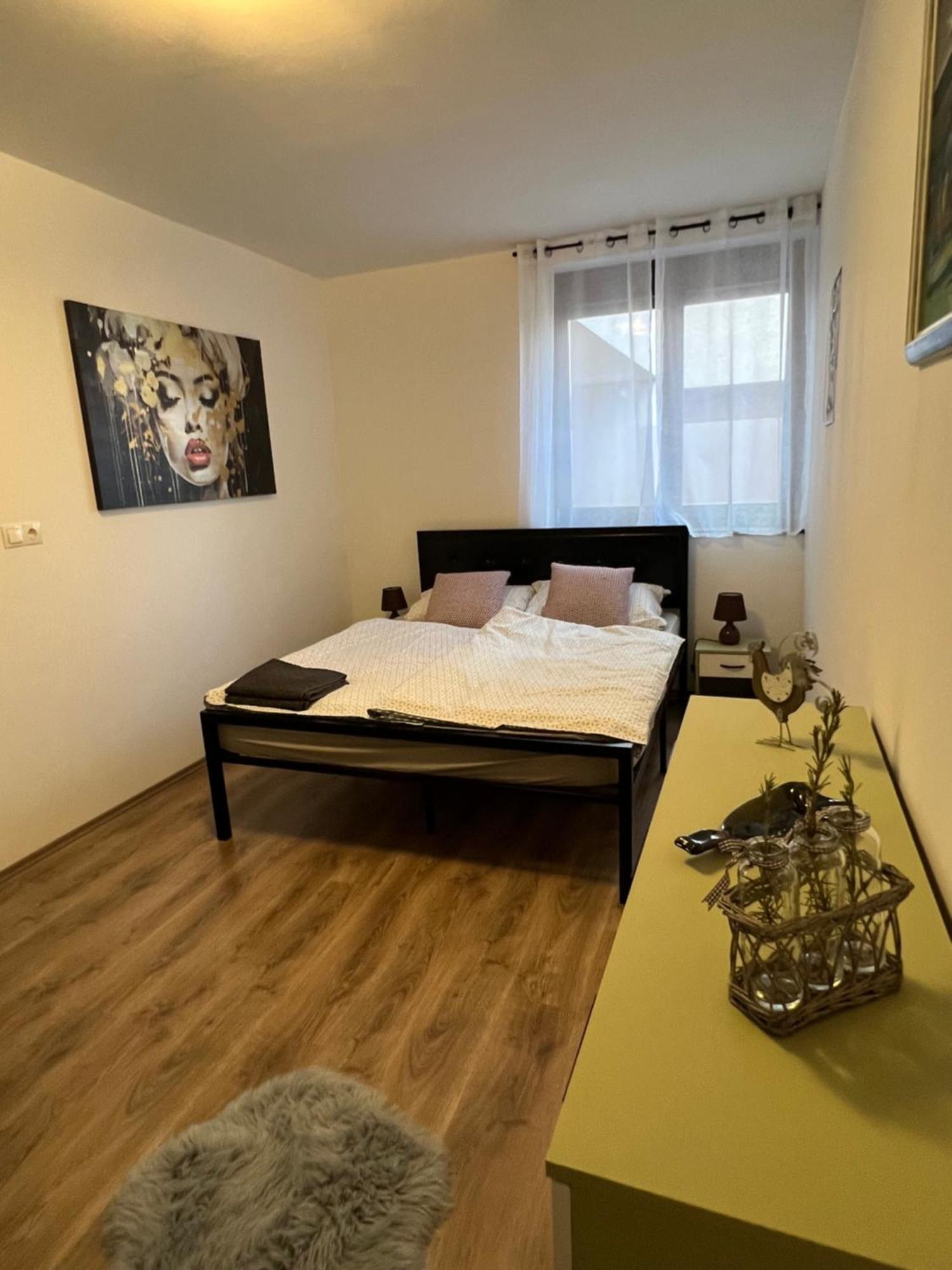 Garay26 Apartman Pecs Exterior photo